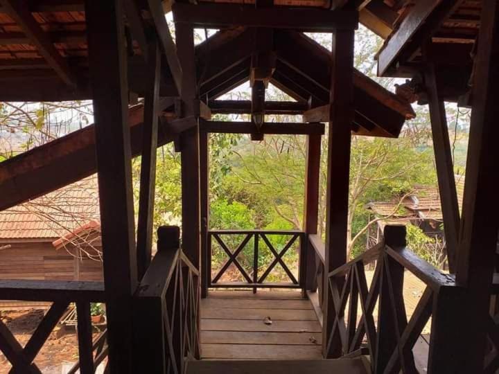 Banlung Quiet Garden View Lodge&Trekking מראה חיצוני תמונה
